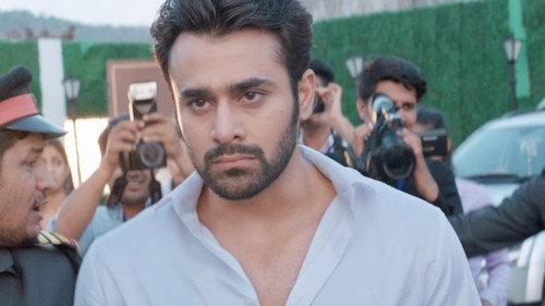 Bepanah Pyaarr Season 1 Episode 2 - A Scandal Rocks Raghbir's Life!