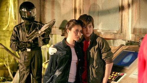 The Sarah Jane Adventures Season 1 Episode 6 - Warriors of Kudlak (2)