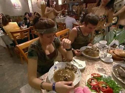 The Amazing Race Season 13 Episode 8 - I’m Like an Angry Cow