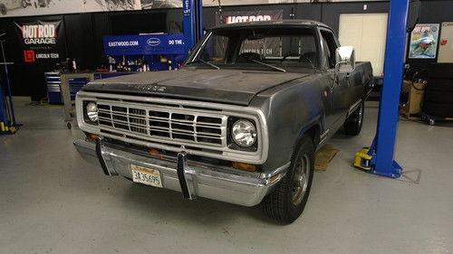 Hot Rod Garage Season 3 Episode 1 - 1973 Dodge D200 Diesel 12V Cummins Swap! Meet RollSmokey!