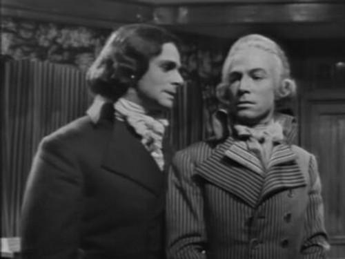 The camera explores time Season 8 Episode 2 - Episode 2