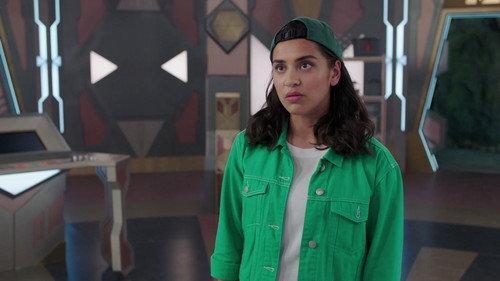 Power Rangers Season 28 Episode 18 - Crossed Wires