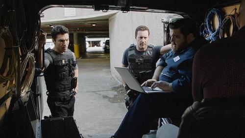 Hawaii Five-0 Season 9 Episode 24 - Hewa ka lima (The Hand Is at Fault)