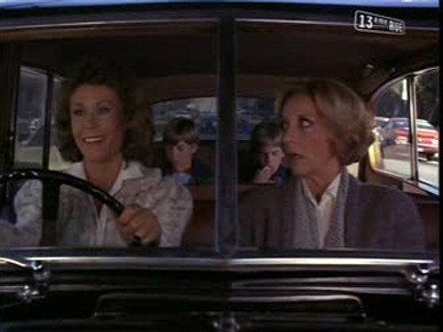 Scarecrow and Mrs. King Season 2 Episode 18 - Car Wars