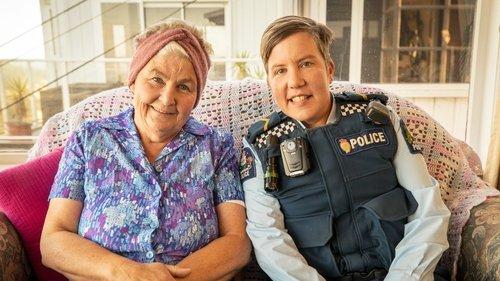 Wellington Paranormal Season 2 Episode 6 - Mobots