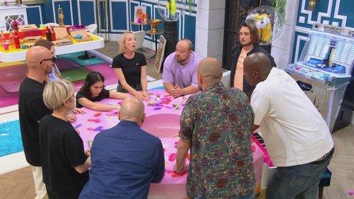 LOL : Qui rit, sort ! Season 4 Episode 5 - Smile and You Get a Card!