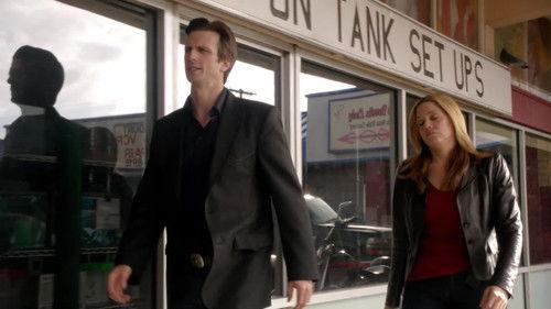 In Plain Sight Season 3 Episode 5 - Fish or Cut Betta