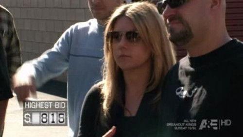 Storage Wars Season 1 Episode 17 - Young with the Gun
