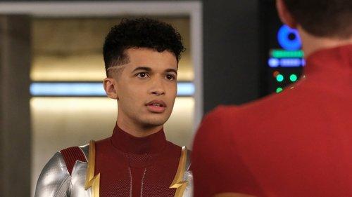 The Flash Season 7 Episode 17 - Heart of the Matter (1)