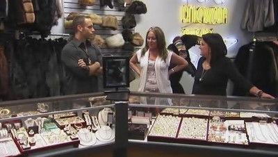 Hardcore Pawn Season 4 Episode 10 - New Hire. Now Fire!