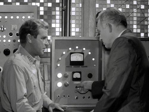 Voyage to the Bottom of the Sea Season 1 Episode 23 - The Human Computer