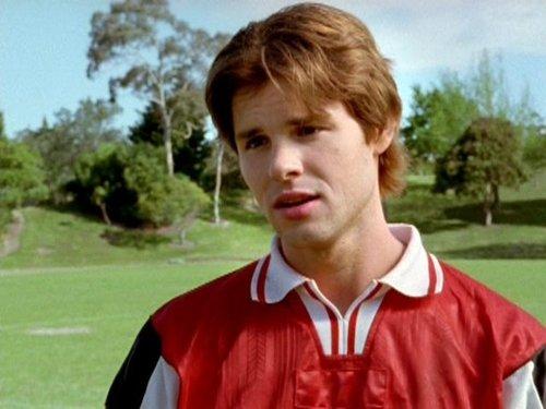 Power Rangers Season 12 Episode 3 - Wave Goodbye