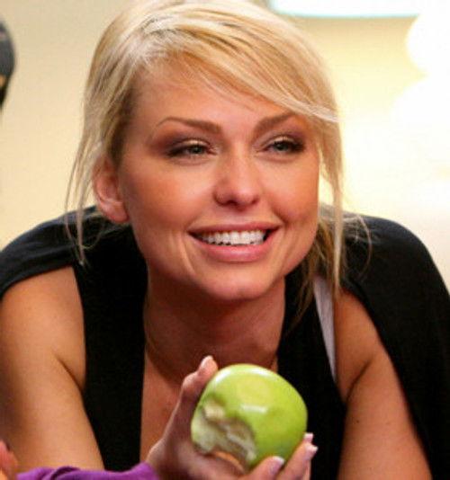 Beauty and the Geek Season 5 Episode 8 - Snowbound