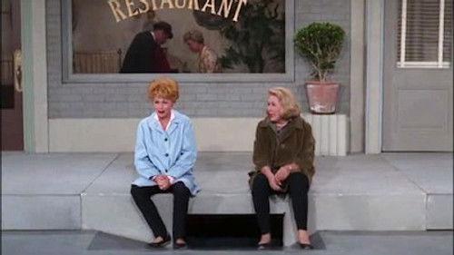 The Lucy Show Season 3 Episode 13 - Lucy, the Coin Collector