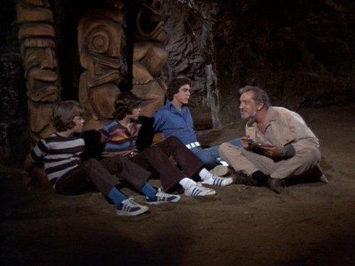 The Brady Bunch Season 4 Episode 3 - The Tiki Caves