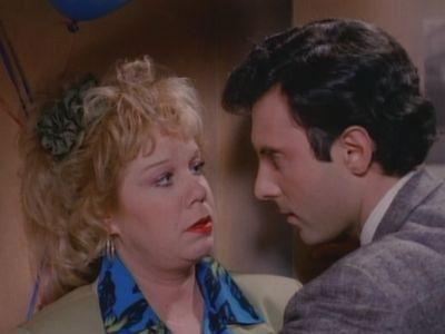 Dream On Season 2 Episode 4 - The 37-Year Itch