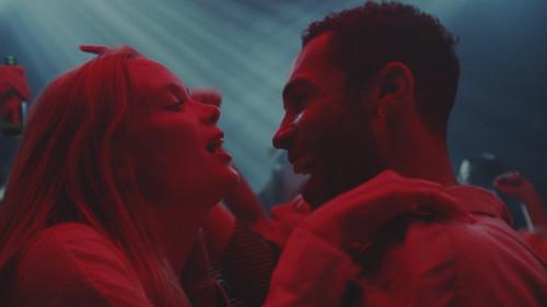 Threesome Season 1 Episode 4 - Bar Therapy