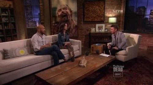 Talking Dead Season 2 Episode 13 - Arrow on the Doorpost