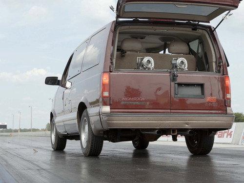 Faster with Finnegan Season 3 Episode 8 - Minivan Drags: Meet the Momsoon