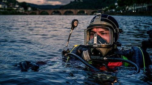 Feuer & Flamme Season 10 Episode 7 - Water Rescue - Divers in Action