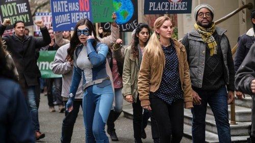 Supergirl Season 4 Episode 14 - Stand and Deliver