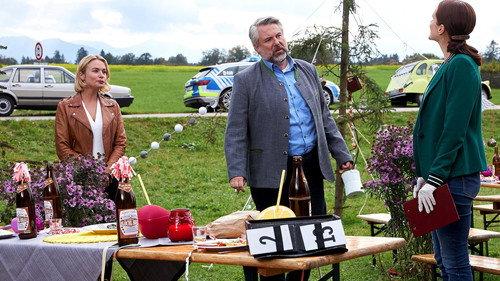 Die Rosenheim-Cops Season 20 Episode 25 - Engaged or dead