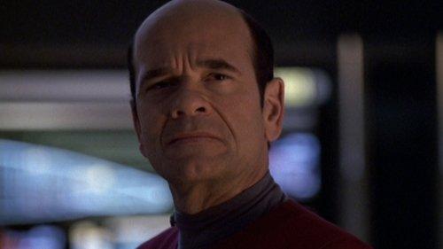 Star Trek: Voyager Season 6 Episode 4 - Tinker Tenor Doctor Spy