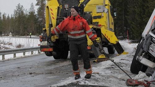 Ice Road Rescue Season 4 Episode 5 - Fish Frenzy