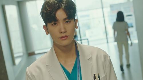 Doctor Slump Season 1 Episode 15 - Episode 15