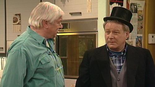 Oppassen!!! Season 8 Episode 2 - Zo zijn we niet getrouwd