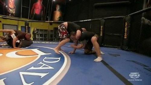 The Ultimate Fighter Season 10 Episode 1 - Size Does Matter