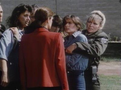 Knight Rider Season 4 Episode 9 - Knight Behind Bars