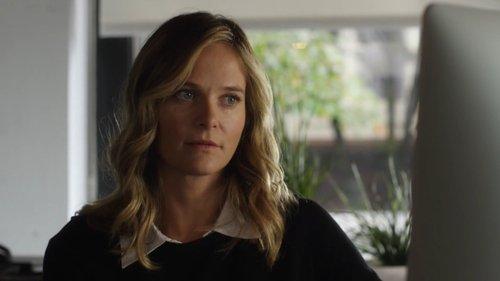 You Me Her Season 1 Episode 2 - Can You be Cool?