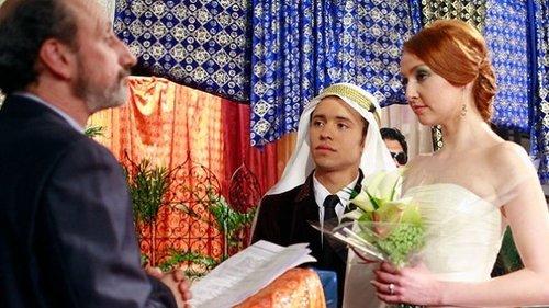 La que se avecina Season 3 Episode 6 - Una diva, un faisán y un piso que cuesta un riñón