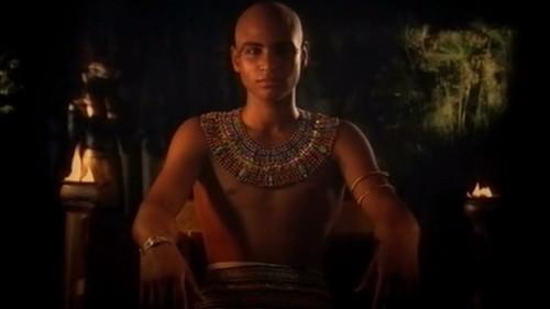 Digging for the Truth Season 3 Episode 3 - King Tut: Secrets Revealed