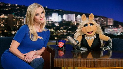 The Muppets Season 1 Episode 5 - Walk the Swine