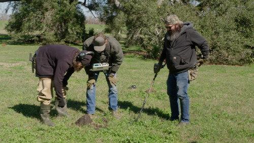 Duck Family Treasure Season 2 Episode 5 - Lucky Lawnmower