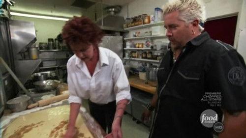 Diners, Drive-Ins and Dives Season 11 Episode 7 - Favorites with a Twist