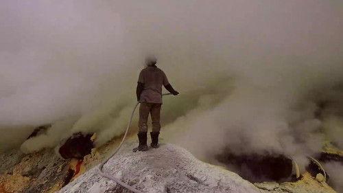 72 Dangerous Places to Live Season 1 Episode 5 - Wet & Wild