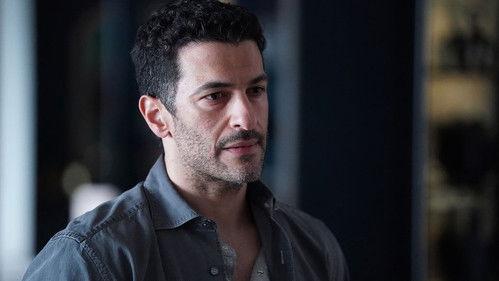 Pearson Season 1 Episode 9 - The Rival