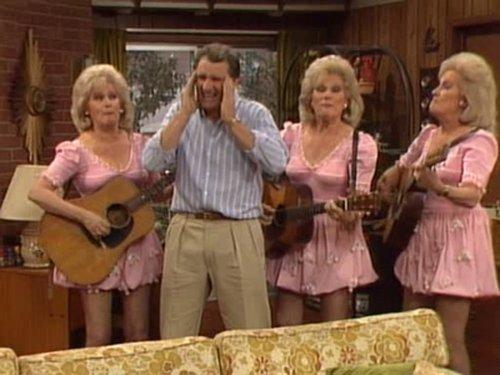 Married... with Children Season 2 Episode 22 - All in the Family