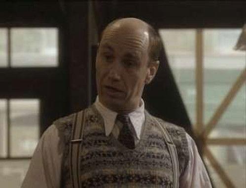 Goodnight Sweetheart Season 2 Episode 8 - Nice Work If You Can Get It