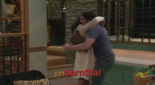 The Class Season 1 Episode 14 - The Class Has To Go To A Stupid Museum