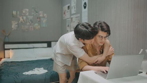 Venus in the Sky Season 1 Episode 4 - Designer and Client