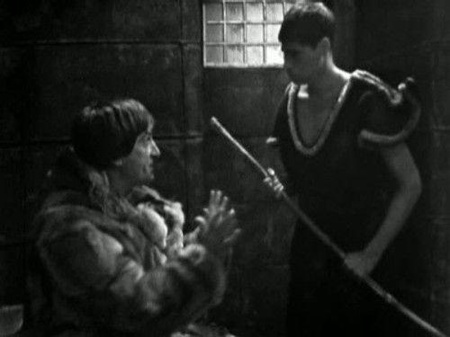 Doctor Who Season 5 Episode 6 - The Abominable Snowmen (2)