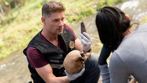 CSI: Vegas Season 2 Episode 13 - Boned