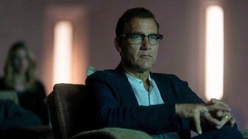 A Murder at the End of the World Season 1 Episode 2 - The Silver Doe