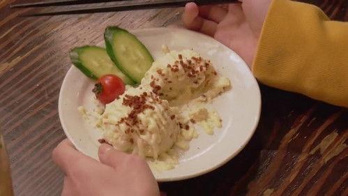 Wakako Zake Season 2 Episode 8 - Pre-Payday Fried Canned Tuna Mayo