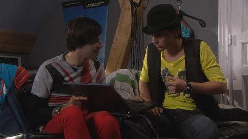 Amika Season 3 Episode 18 - De zieke Oli computer truuk