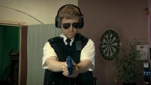 Ideal Season 1 Episode 5 - The Backpacker